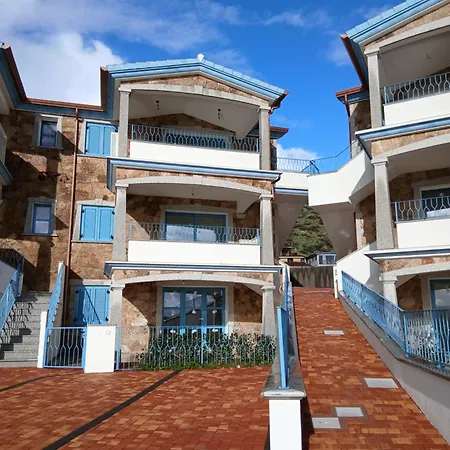Casa Smeralda 펜션 *