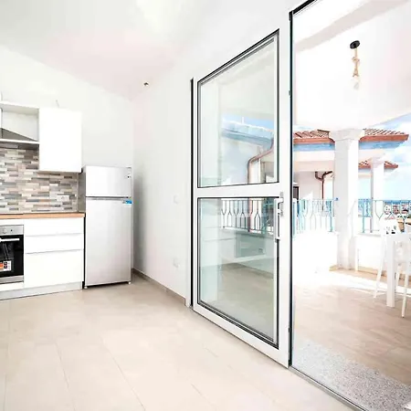 Semesterbostad Casa Girasole